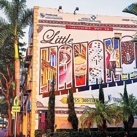 Voyage A Little Havana 부그네 외부 사진